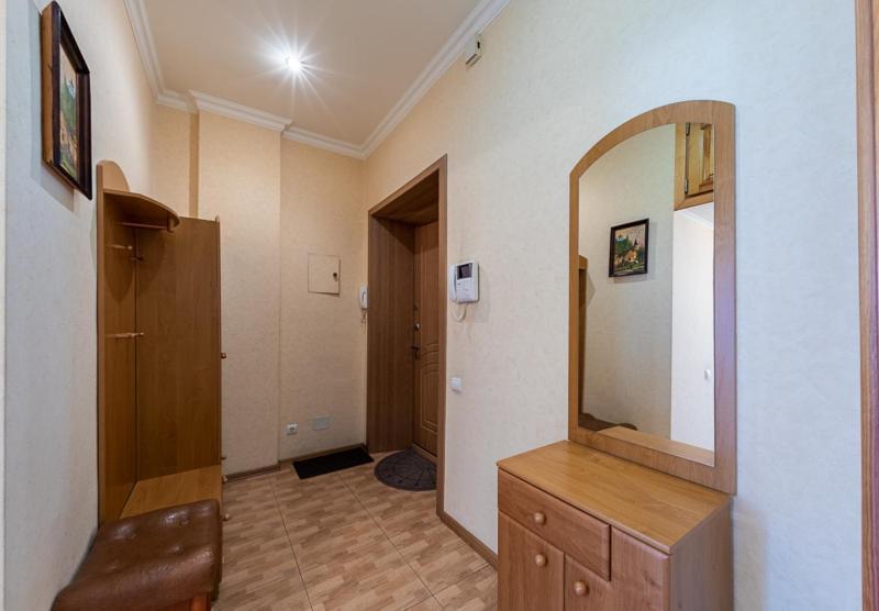 Apartment Near Lva Tolstoho Square Kiew Exterior foto